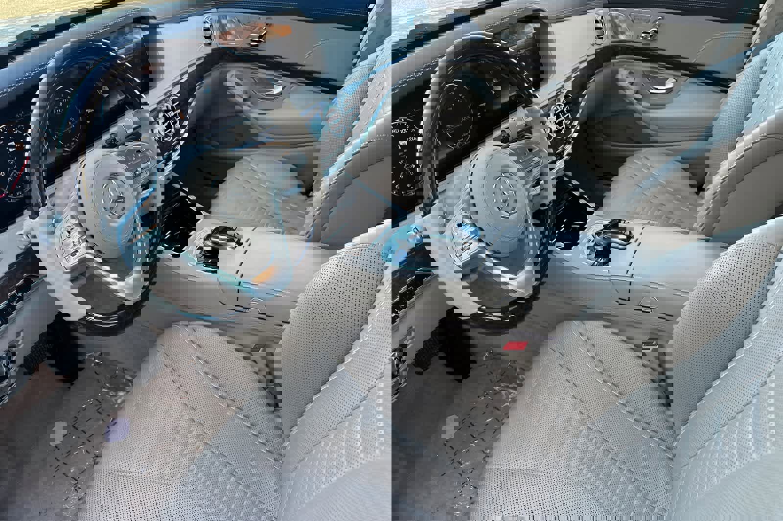 Used 2018 Mercedes-Benz S 560 Sedan image 11