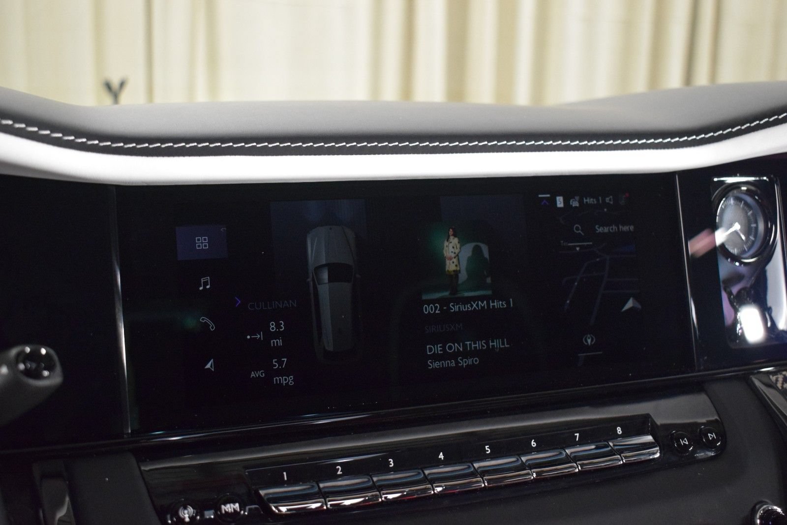 New 2026 Rolls-Royce Cullinan Black Badge AWD/4WD image 32