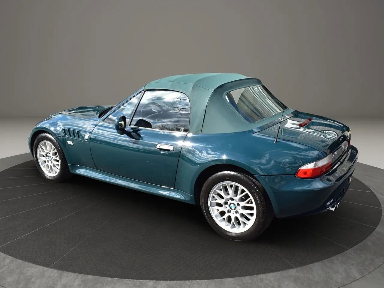 Used 1999 BMW Z3 2.8 image 13