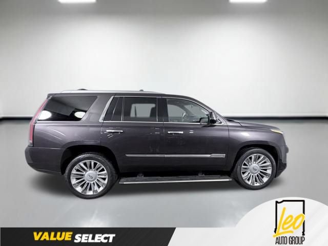 Used 2016 Cadillac Escalade Platinum AWD/4WD image 10