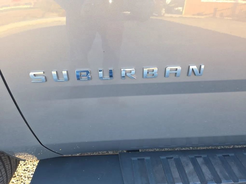 Used 2017 Chevrolet Suburban LS w/ Enhanced Driver Alert Package image 25