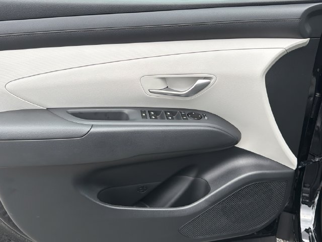 New 2026 Hyundai Tucson SE FWD image 12