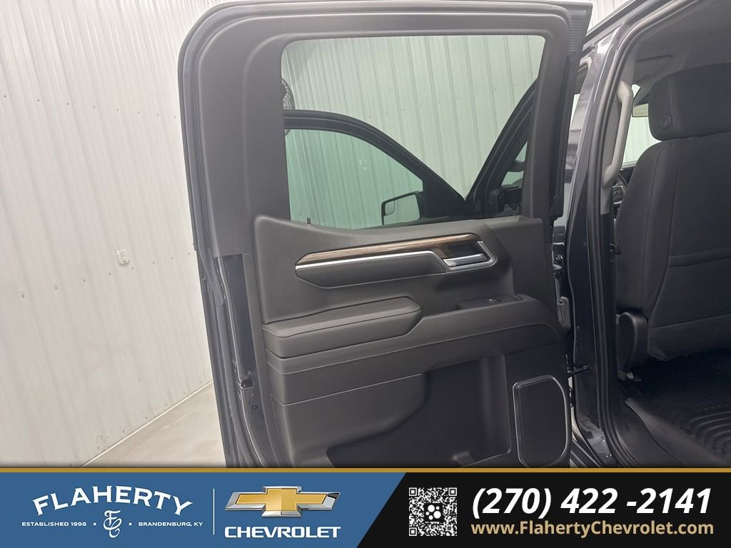 Used 2022 Chevrolet Silverado 1500 RST image 10