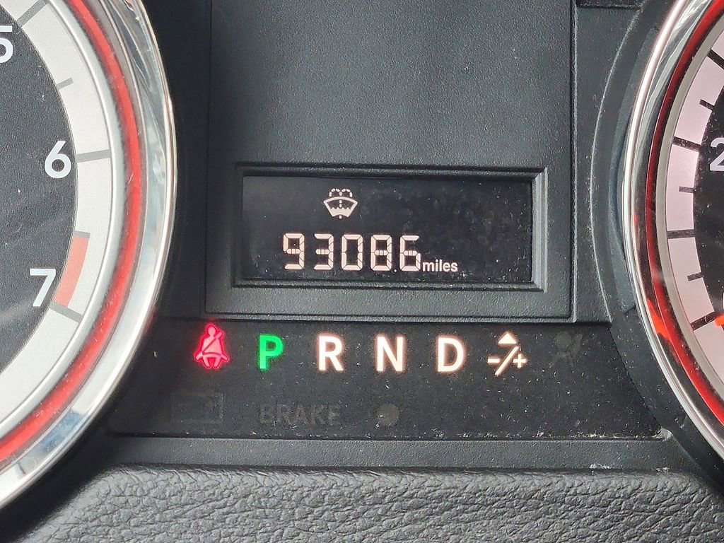 Used 2018 Dodge Grand Caravan SE w/ UConnect Hands-Free Group image 15