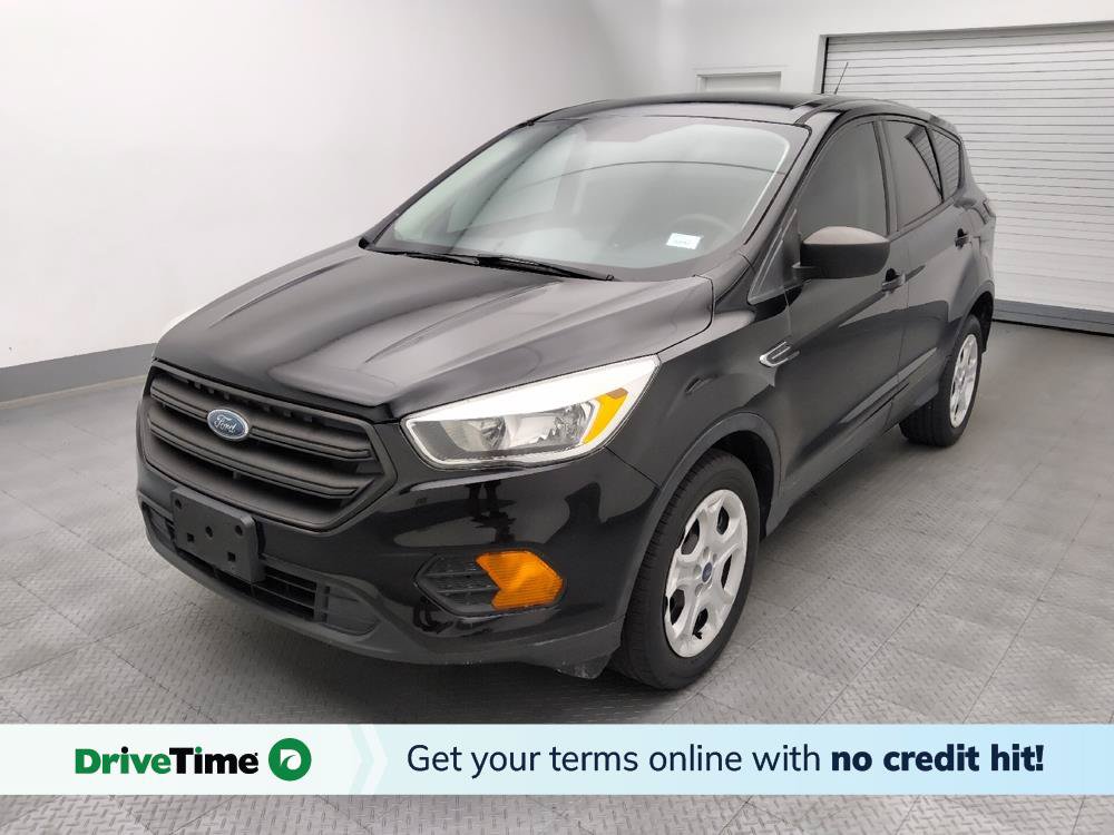 Used 2017 Ford Escape S FWD image 1