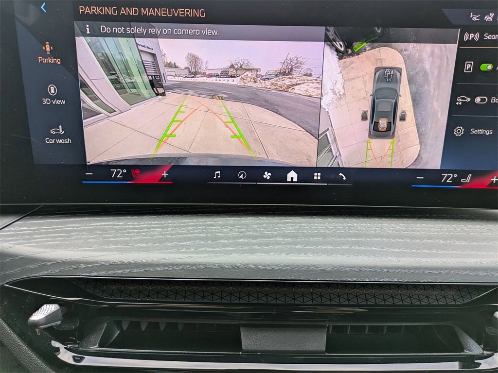 New 2026 BMW 330i xDrive Sedan w/ M Sport Package image 25