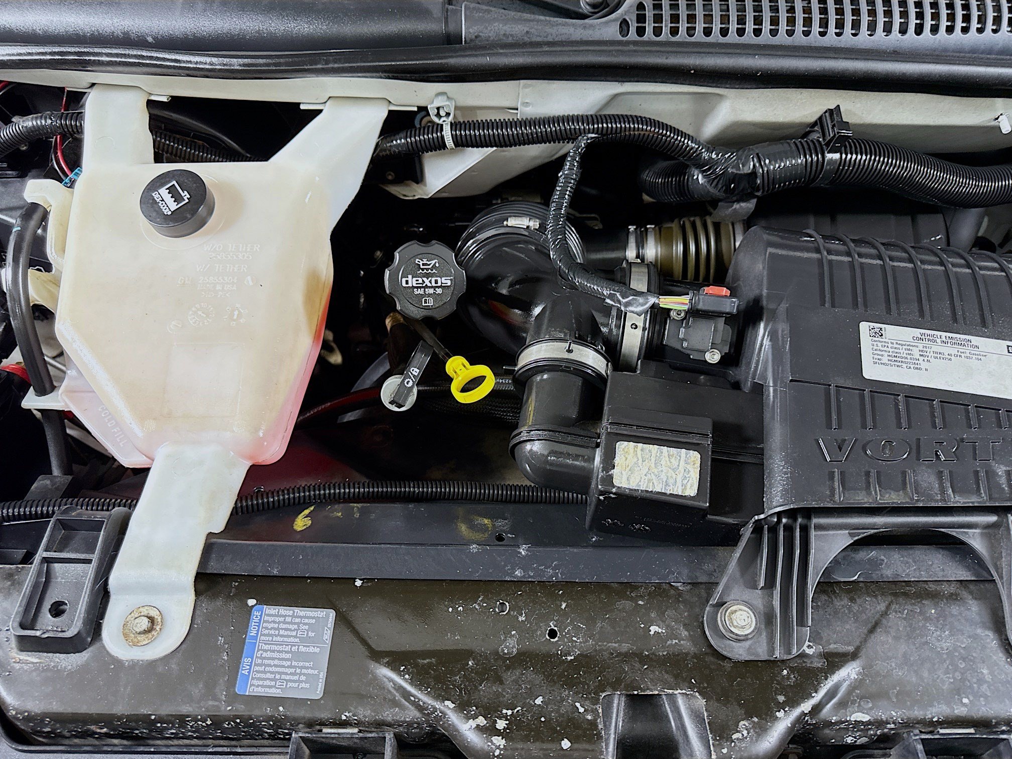 Used 2017 Chevrolet Express 2500 RWD image 32