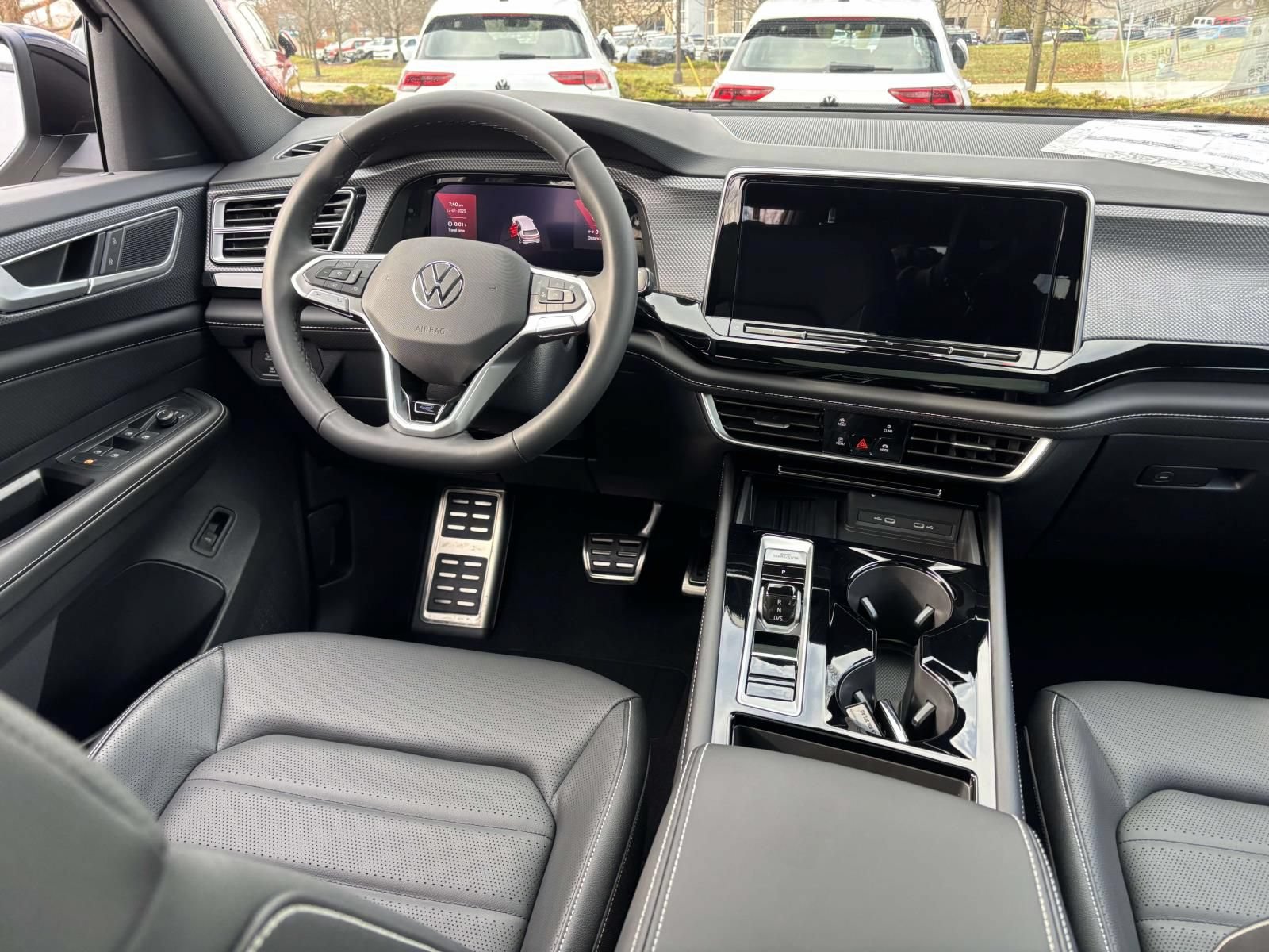 New 2026 Volkswagen Atlas Cross Sport SEL R-Line AWD/4WD image 31