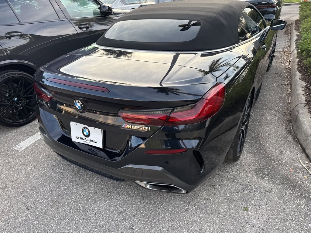 Used 2022 BMW M850i xDrive Convertible image 6