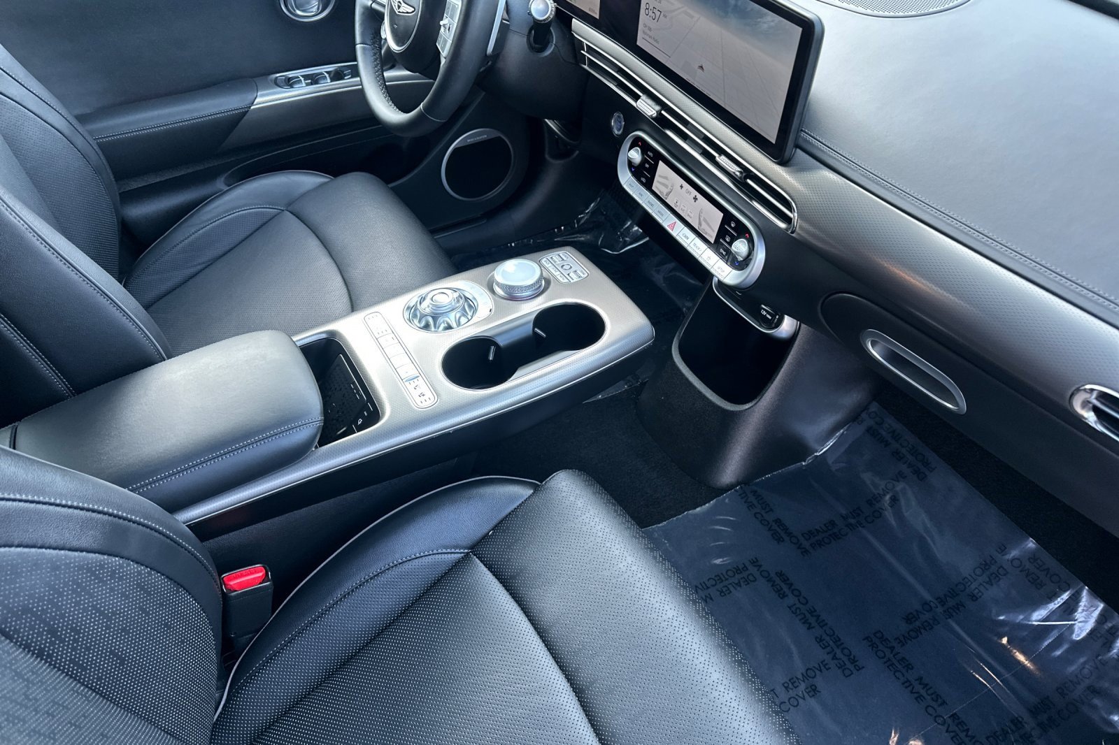 Used 2023 Genesis GV60 Advanced image 17