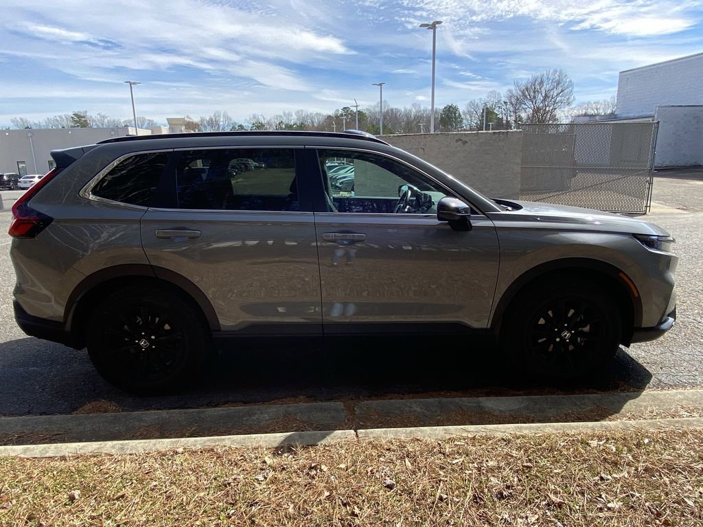 Used 2025 Honda CR-V Sport image 6