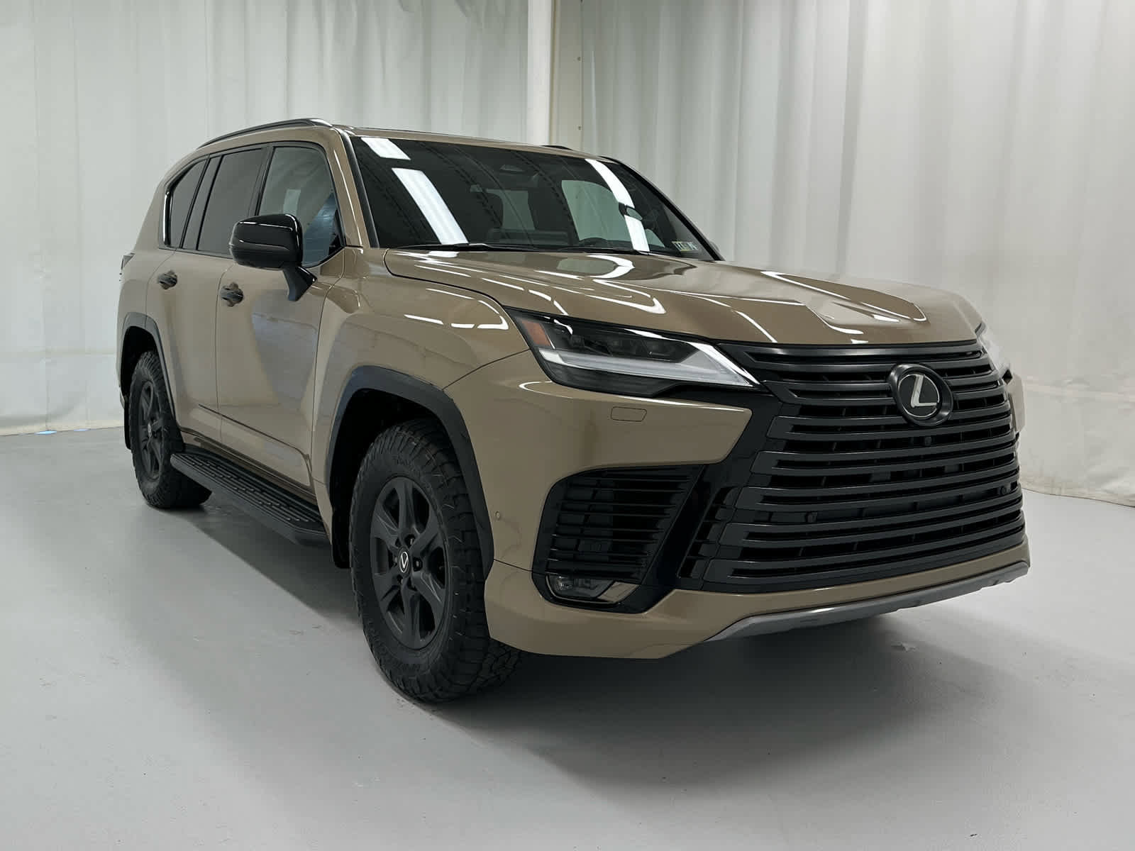 Used 2025 Lexus LX 700h Overtrail w/ Accessory Package (Z1)