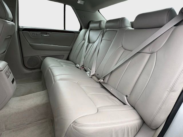 Used 2010 Cadillac DTS Premium w/ Driver Awareness Package image 20