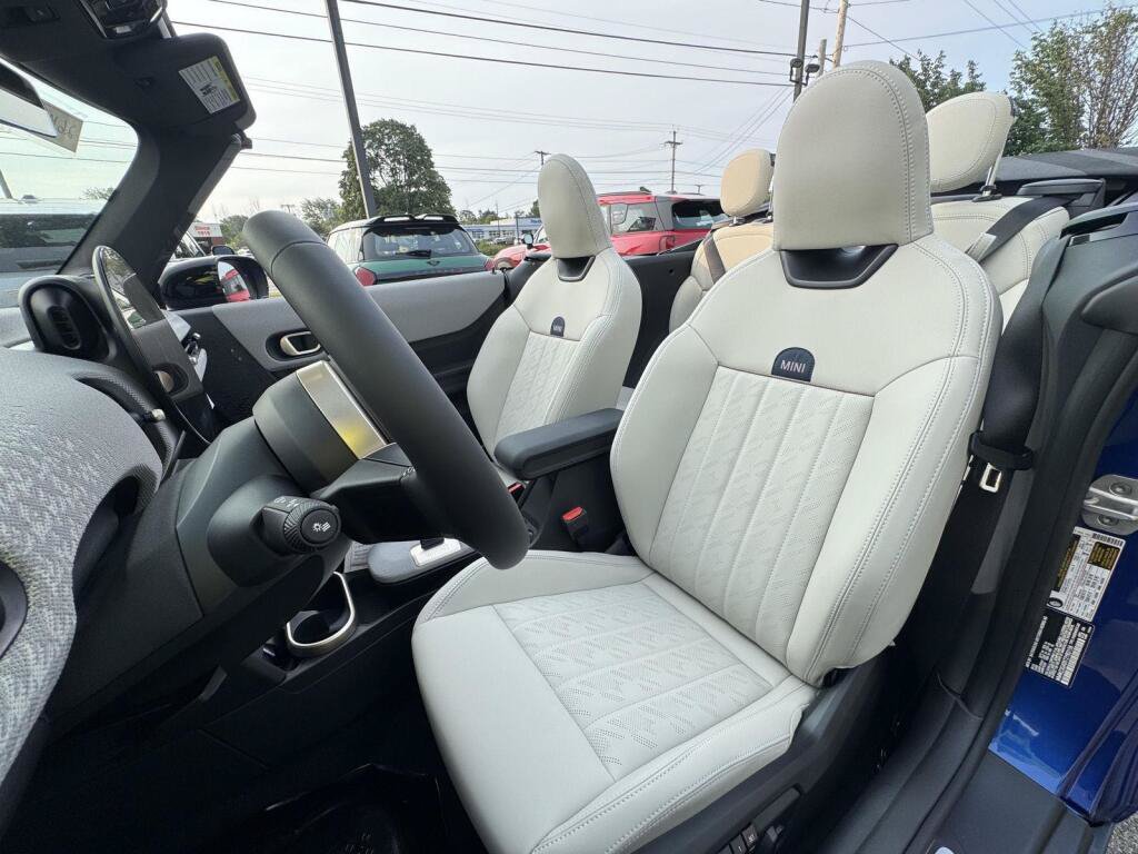 New 2026 MINI Cooper S FWD image 2