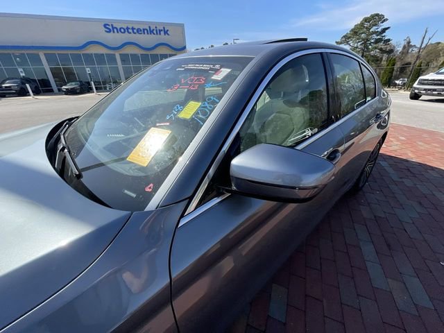 Used 2019 BMW 530i 530i w/ Convenience Package image 11