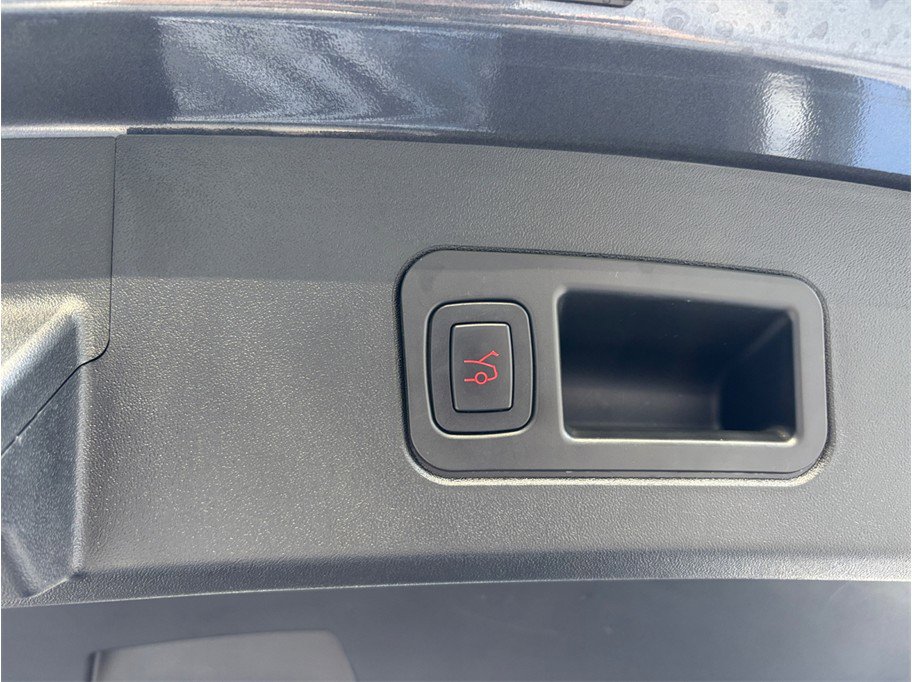 Used 2018 Tesla Model S 100D image 47