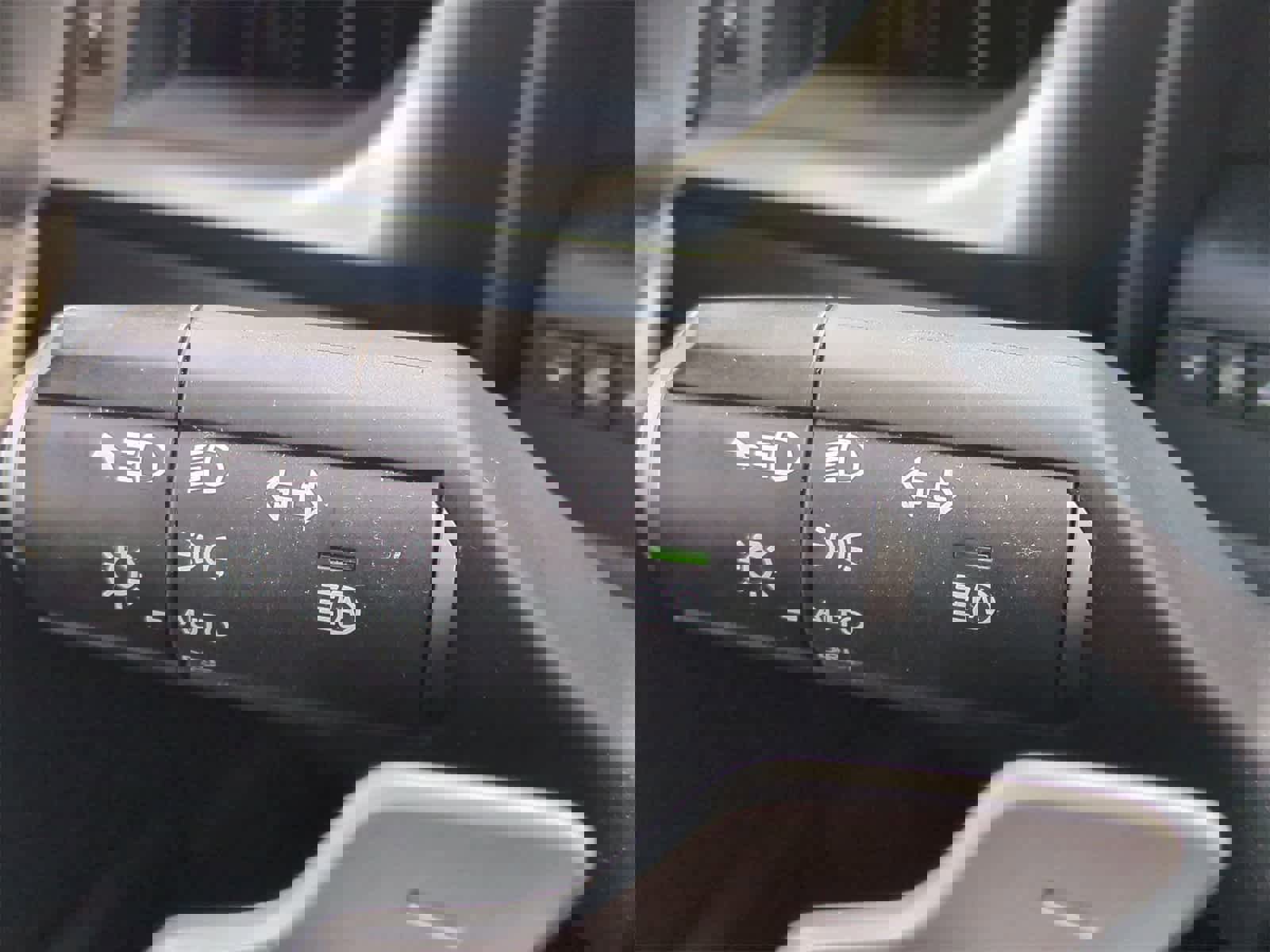 Used 2020 Lexus ES 350 w/ Premium Package image 28