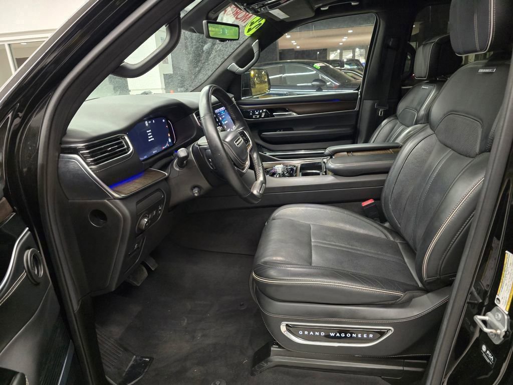 Certified 2022 Jeep Grand Wagoneer Series II w/ Convenience Group III image 19