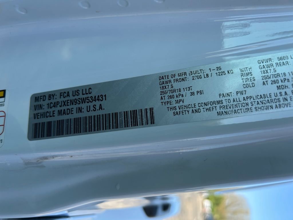 Certified 2025 Jeep Wrangler Unlimited Sahara AWD/4WD image 32
