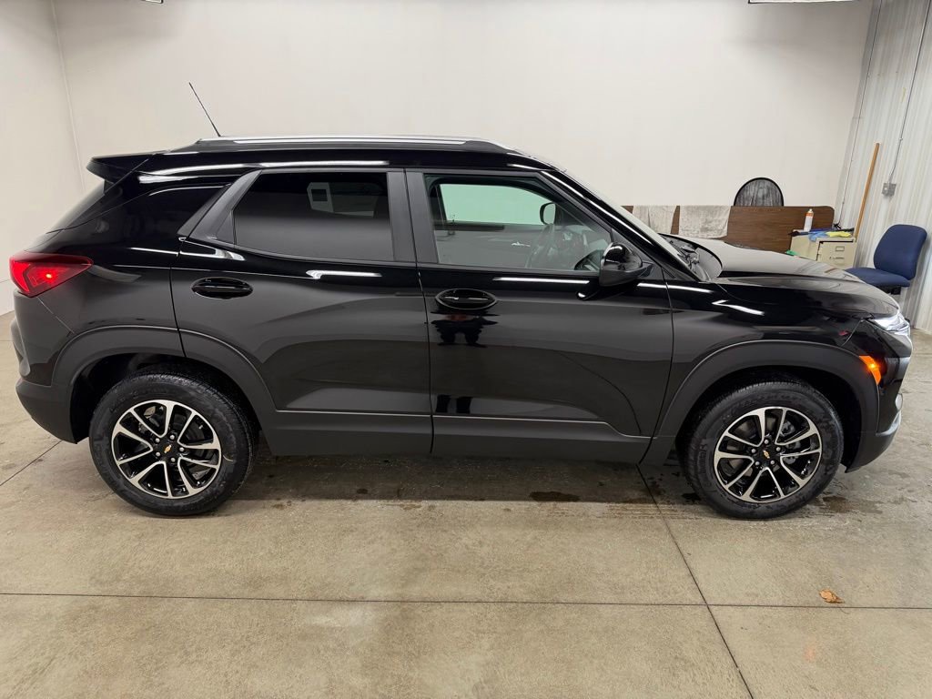 New 2026 Chevrolet TrailBlazer LT image 2