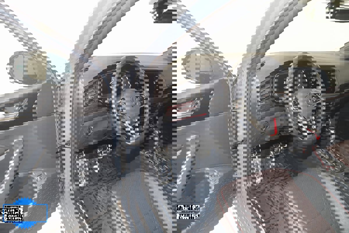 Used 2024 Volkswagen Jetta GLI Autobahn image 48