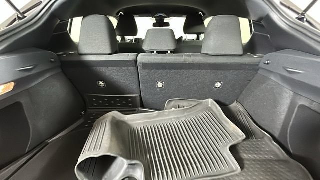 Used 2018 Toyota C-HR XLE FWD image 29