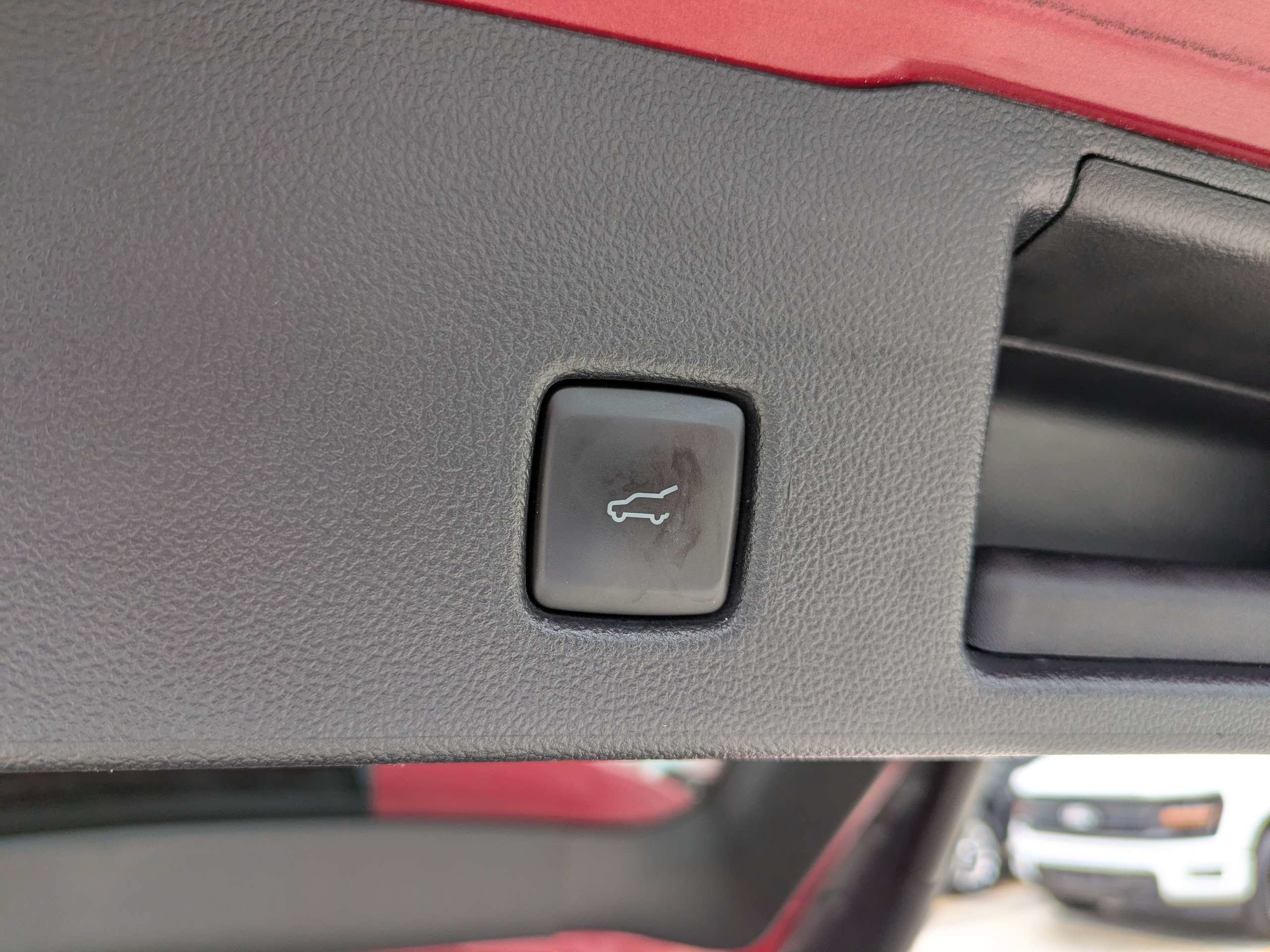 Used 2021 Ford Escape SE w/ SE Sport Appearance Package FWD image 14