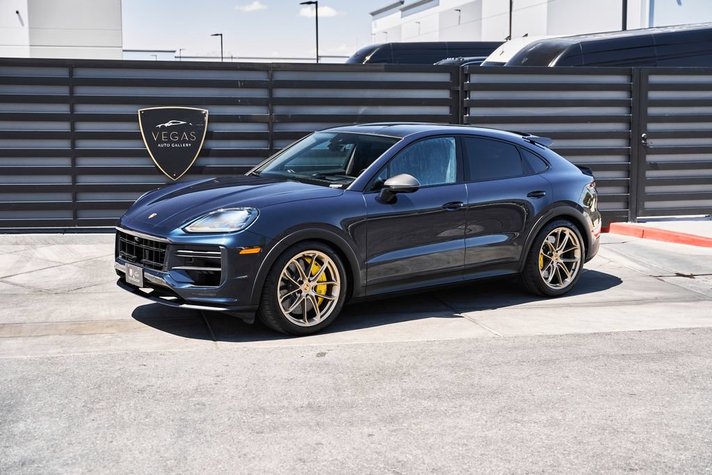 Used 2024 Porsche Cayenne Turbo GT AWD/4WD image 5