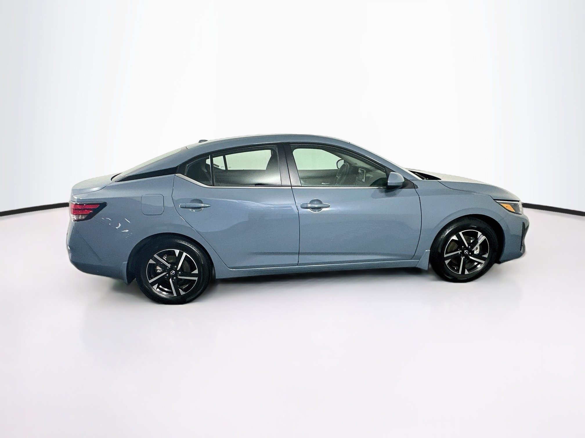 Used 2025 Nissan Sentra SV w/ Trunk Package FWD image 10