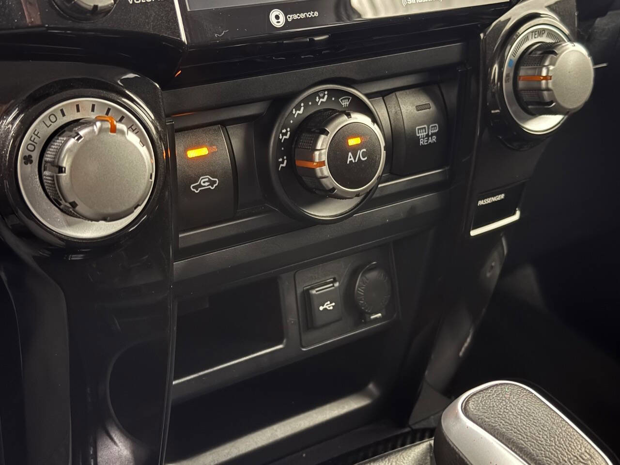 Used 2024 Toyota 4Runner TRD Off-Road image 34