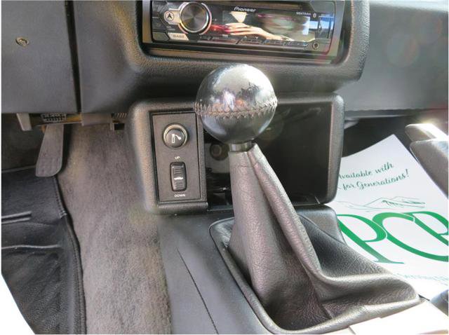 Used 1995 Chevrolet Camaro Z28 image 9