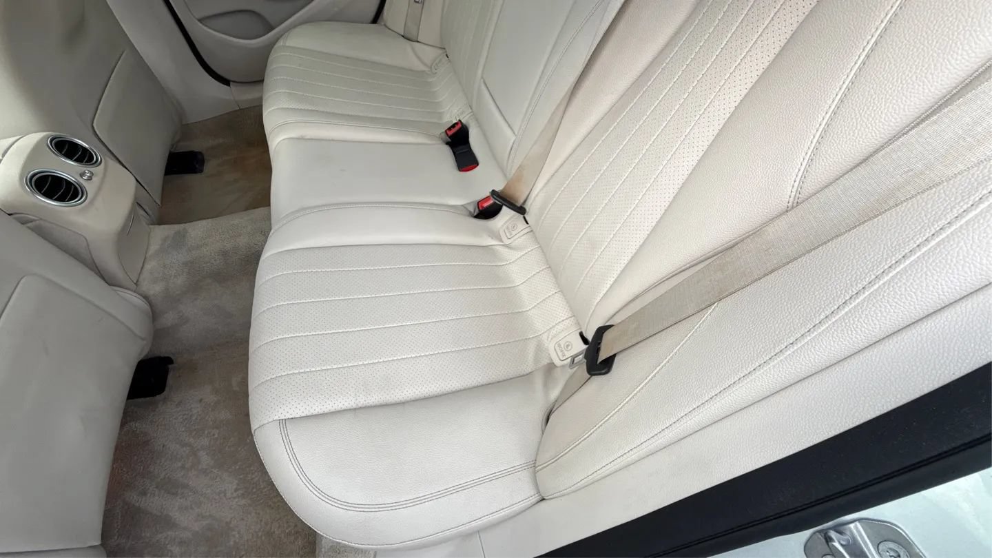Used 2018 Mercedes-Benz E 300 image 24