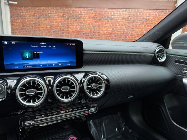 Used 2025 Mercedes-Benz CLA 250 4MATIC image 17