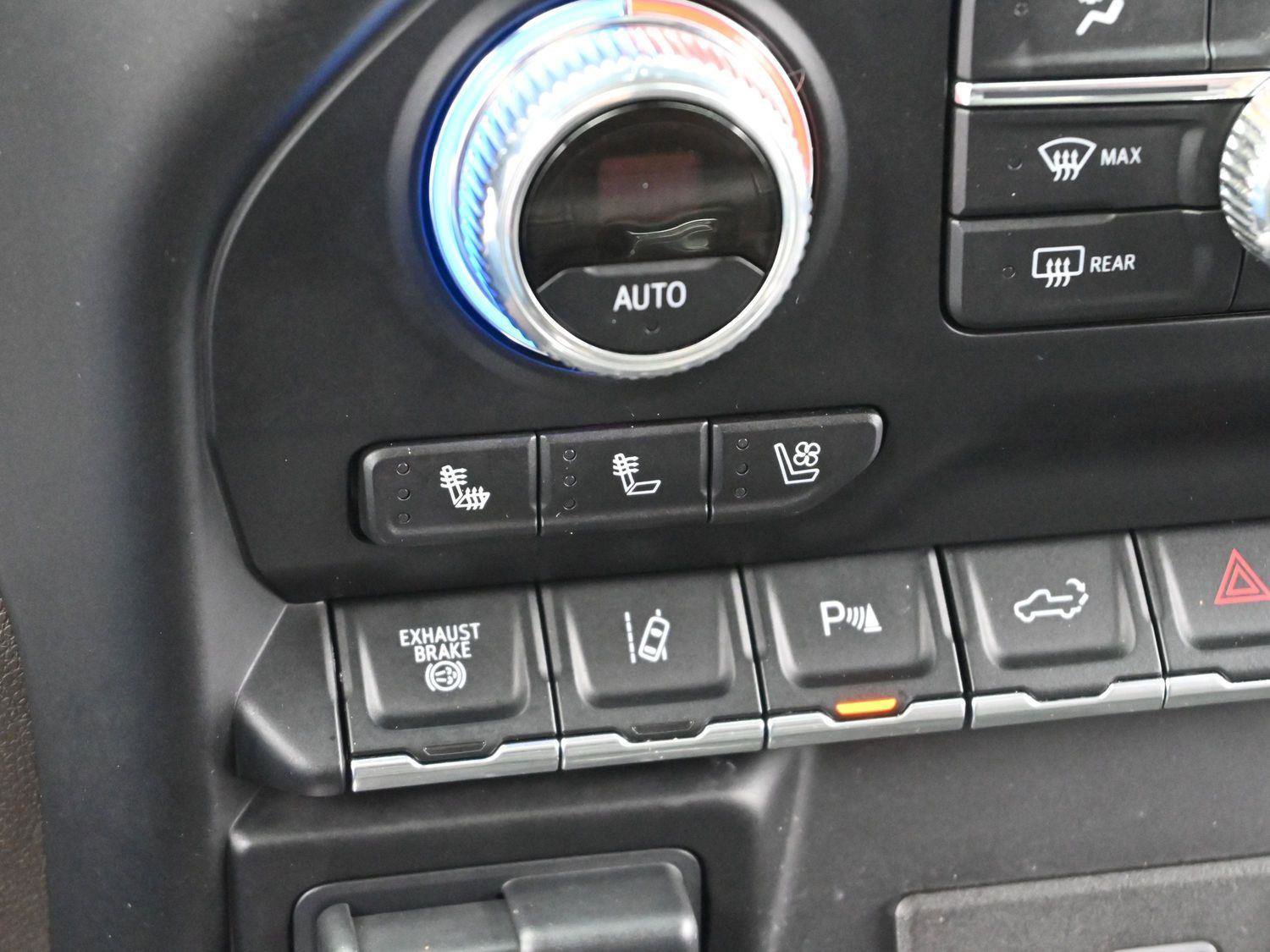 Used 2020 GMC Sierra 2500 Denali w/ Denali Ultimate Package image 23