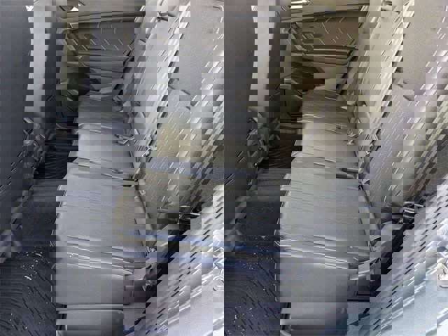 Used 2024 Volkswagen Tiguan SE image 15