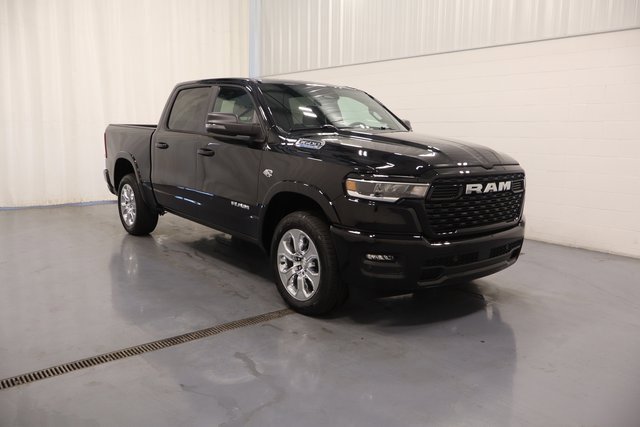 New 2026 RAM 1500 4x4 Crew Cab image 1