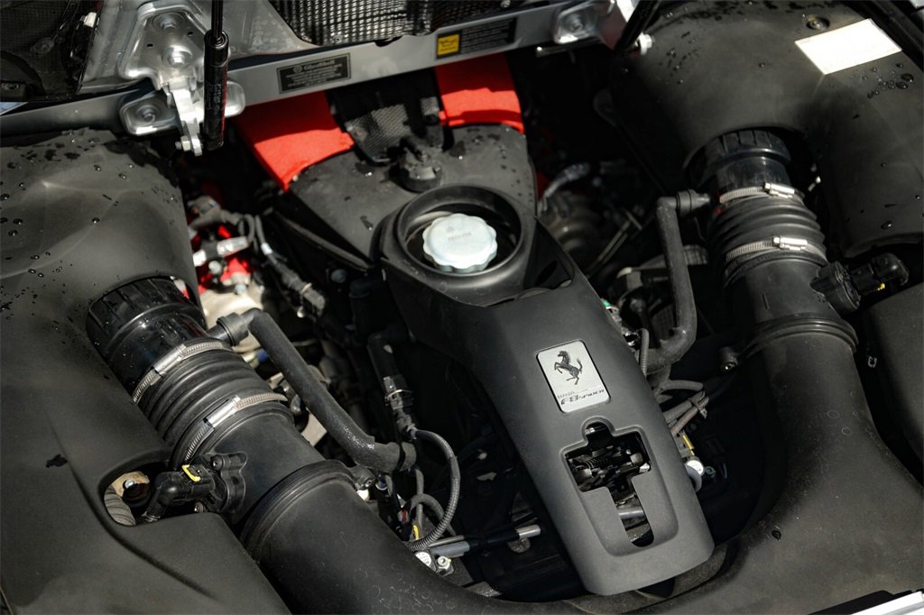 Certified 2021 Ferrari F8 Tributo image 20
