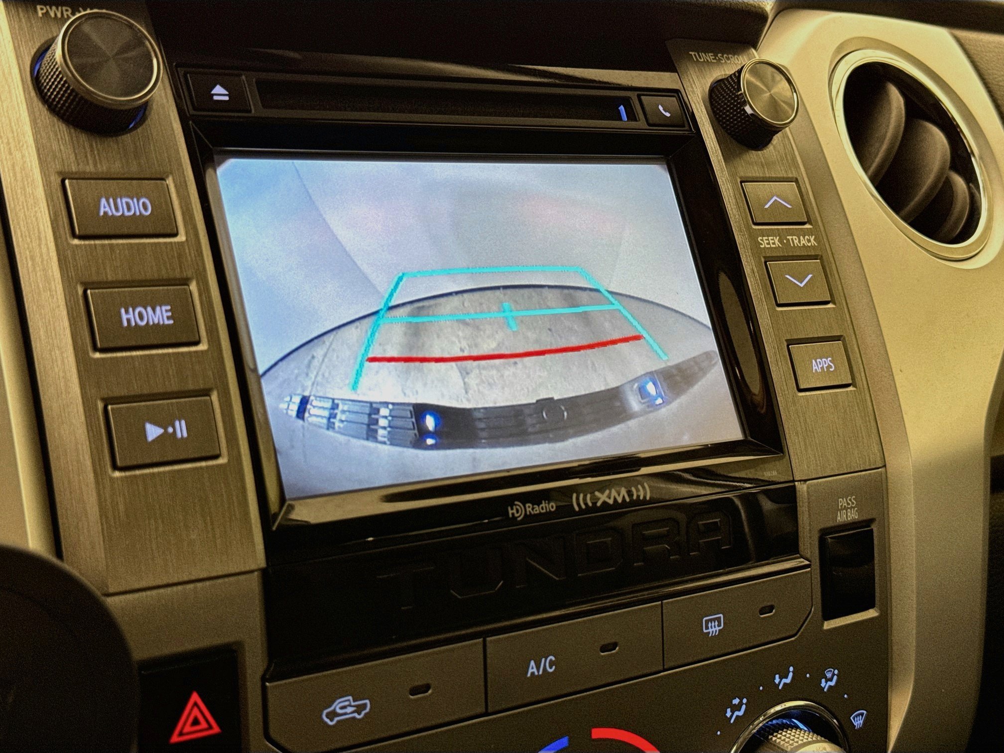 Used 2018 Toyota Tundra SR5 AWD/4WD image 18