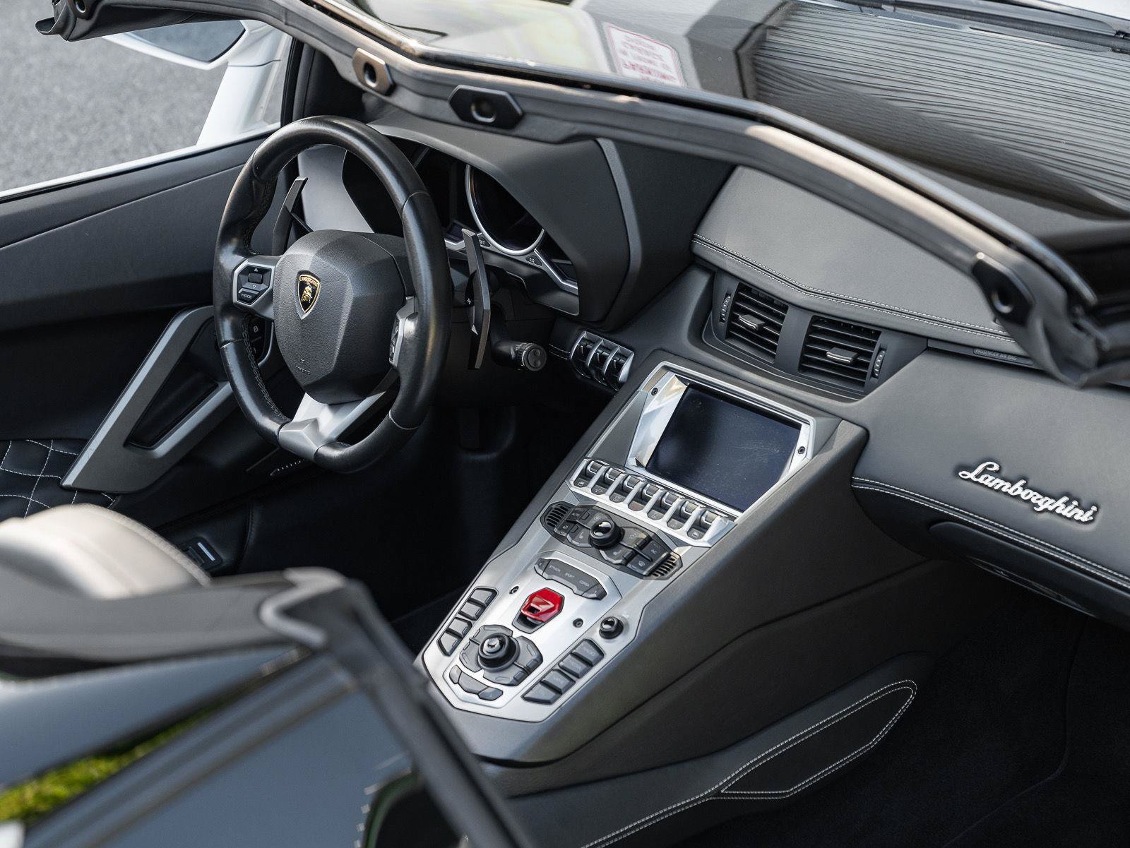 Used 2016 Lamborghini Aventador LP 700-4 AWD/4WD image 18
