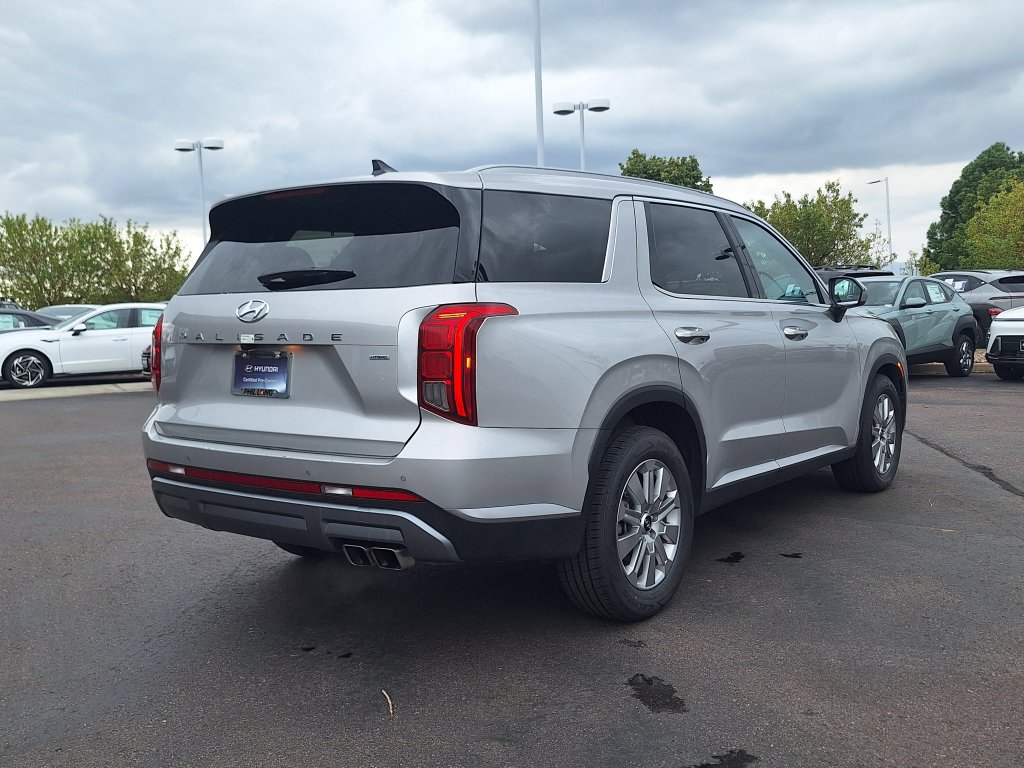 Used 2025 Hyundai Palisade SEL AWD/4WD image 3