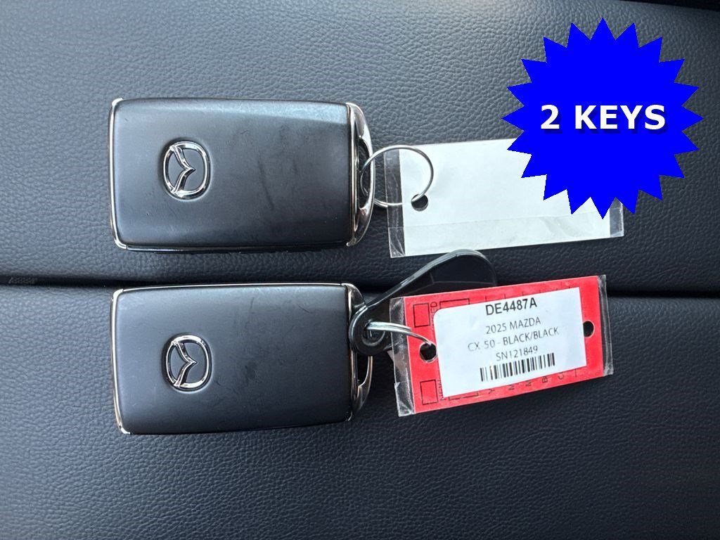 Used 2025 MAZDA CX-50 AWD 2.5 Hybrid w/ Premium Pkg image 4