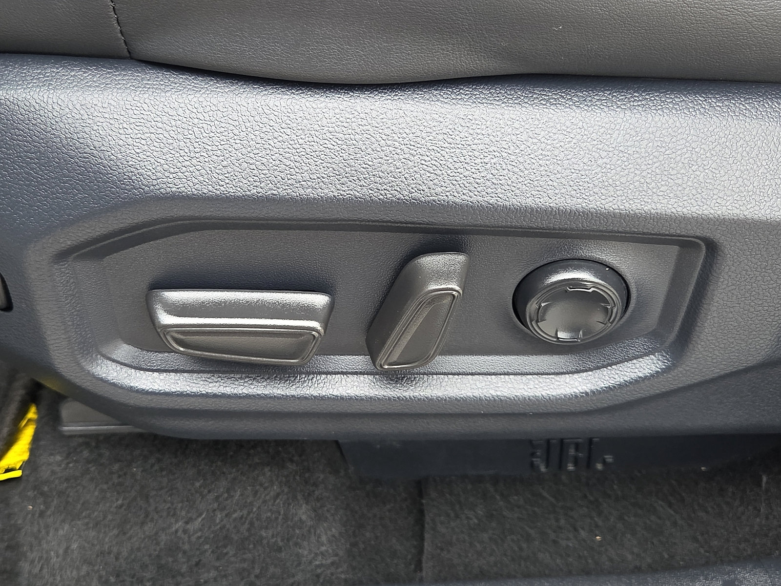 Used 2023 Toyota Tundra Capstone AWD/4WD image 14