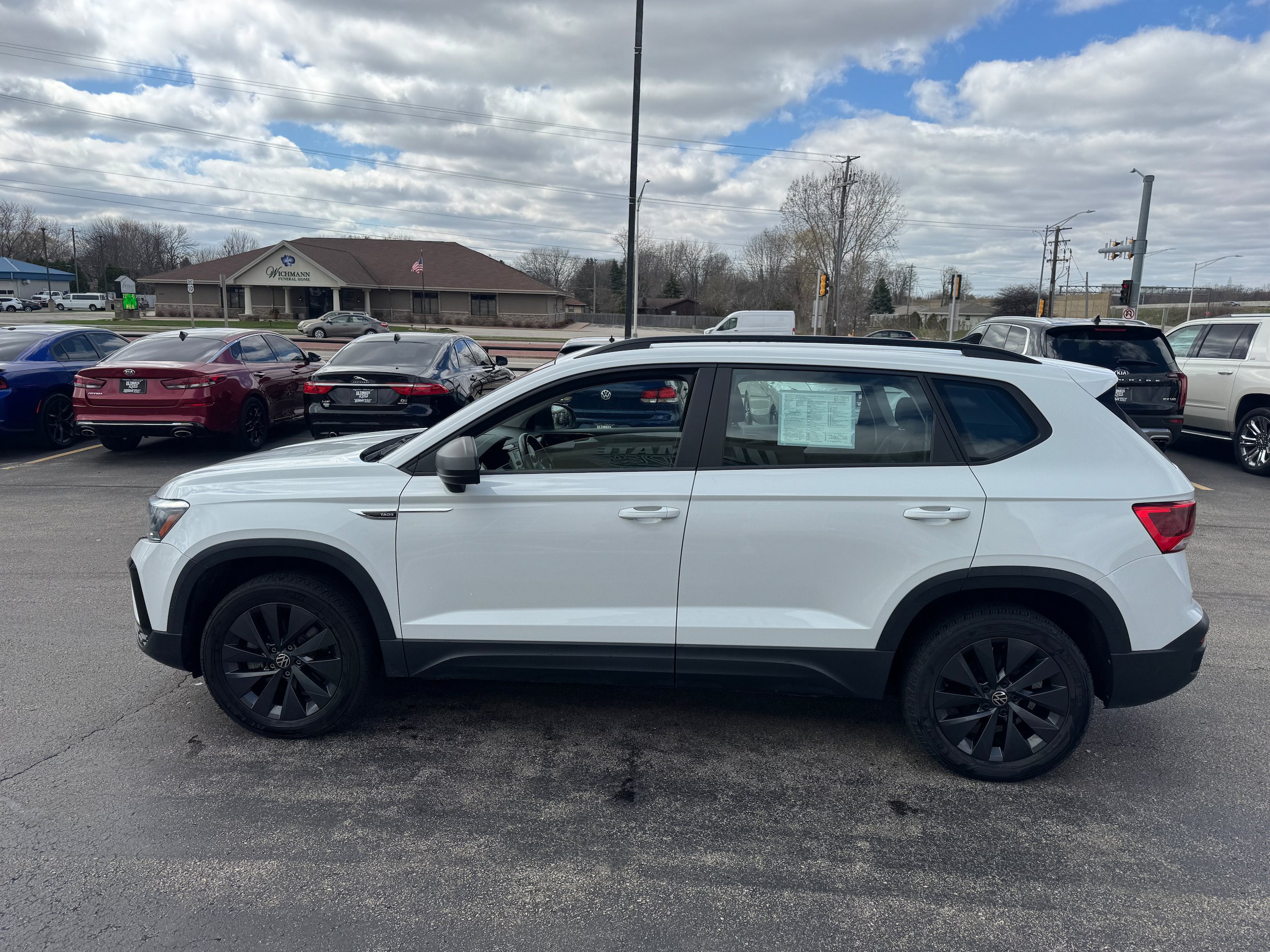 Used 2022 Volkswagen Taos S w/ IQ Drive S Package FWD image 3