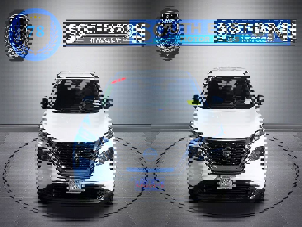 Used 2021 Nissan Rogue S image 3