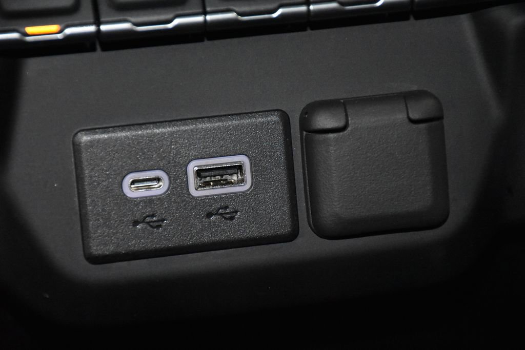 Used 2022 Chevrolet Silverado 1500 Custom Trail Boss image 20