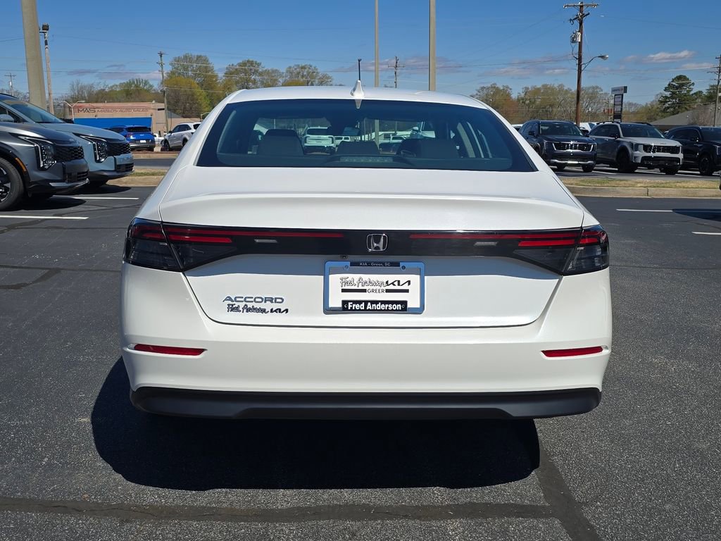 Used 2023 Honda Accord EX image 4