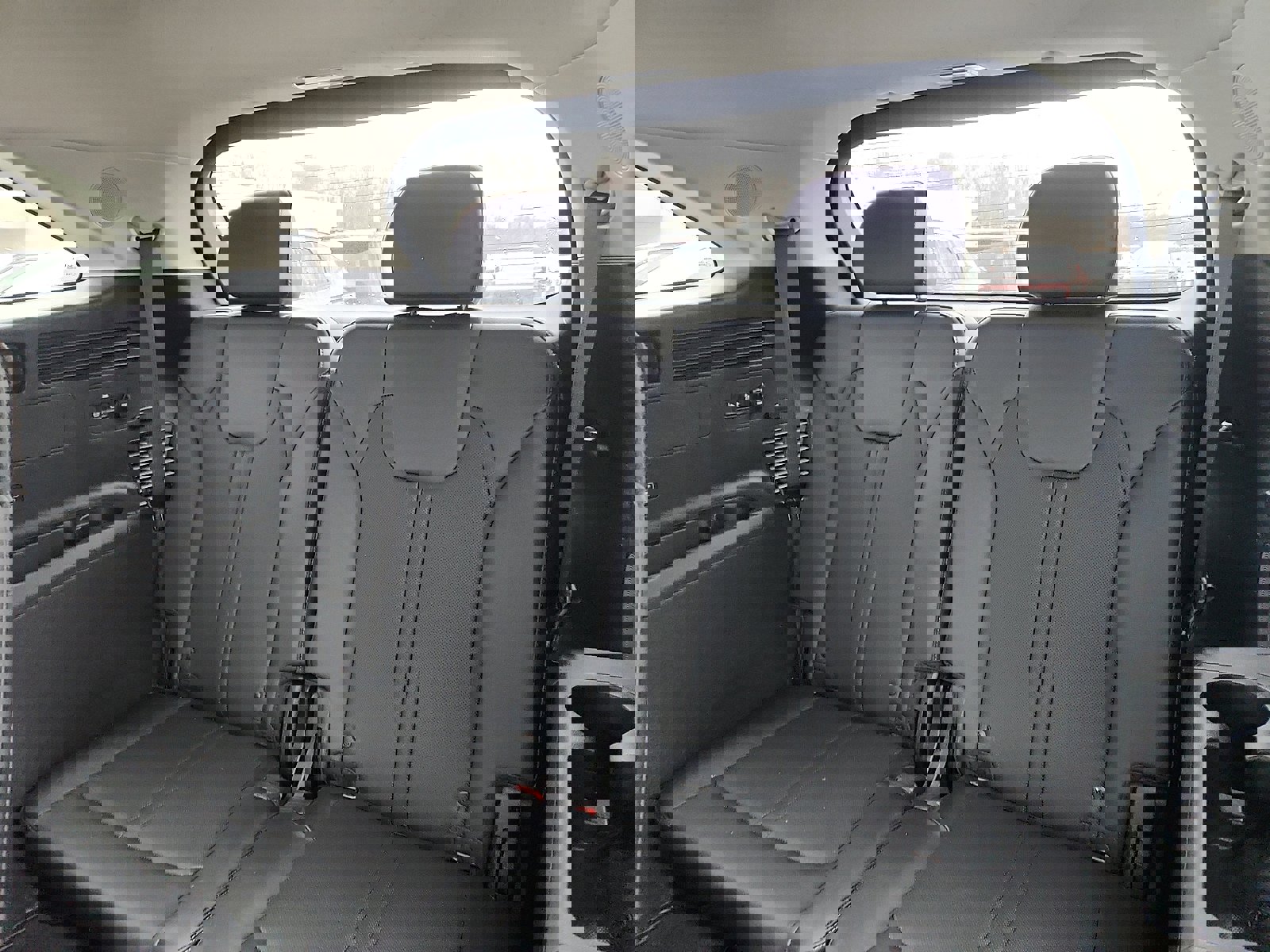 Used 2023 Kia Sorento SX image 29