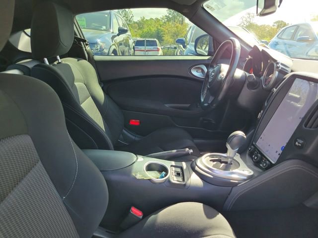 Used 2020 Nissan 370Z Coupe image 30