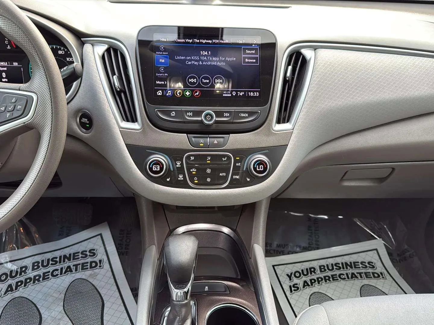 Used 2022 Chevrolet Malibu LT image 9