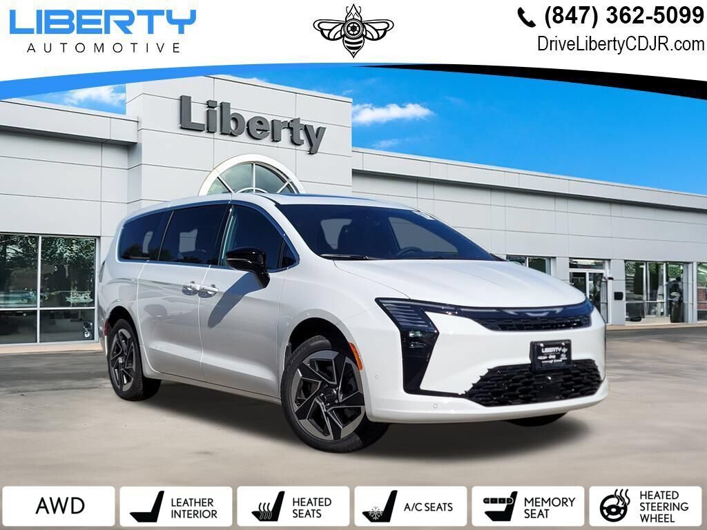 New 2027 Chrysler Pacifica Limited w/ Family Tech Group AWD/4WD image 1